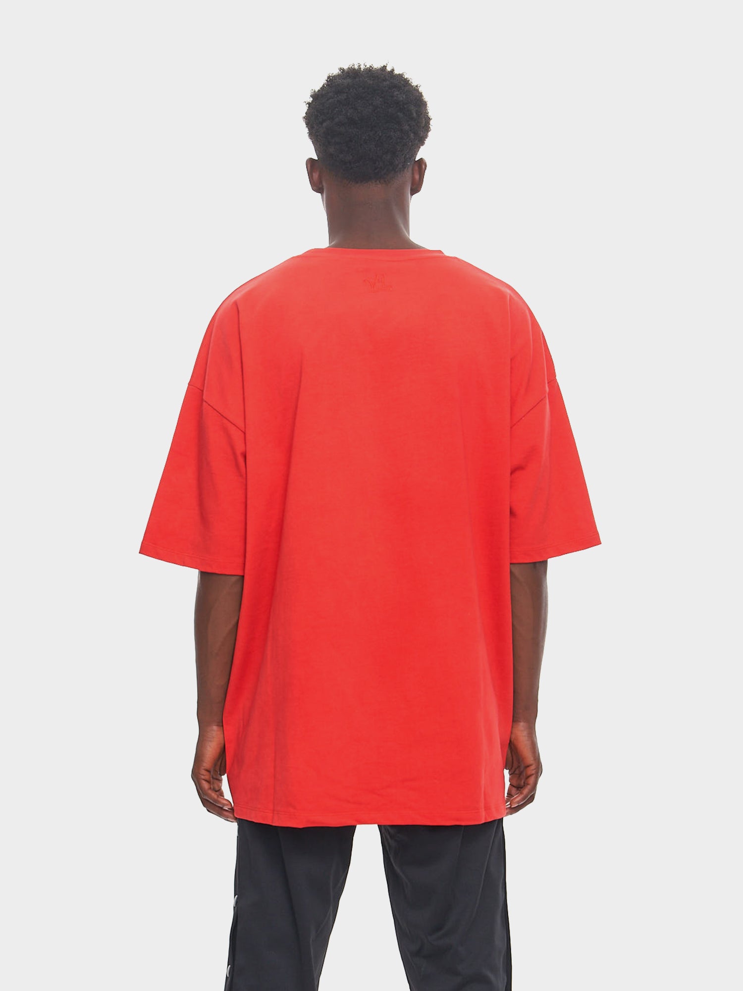 LUPITU MEN'S RED OVERSIZE CHINESE LETTER TEE