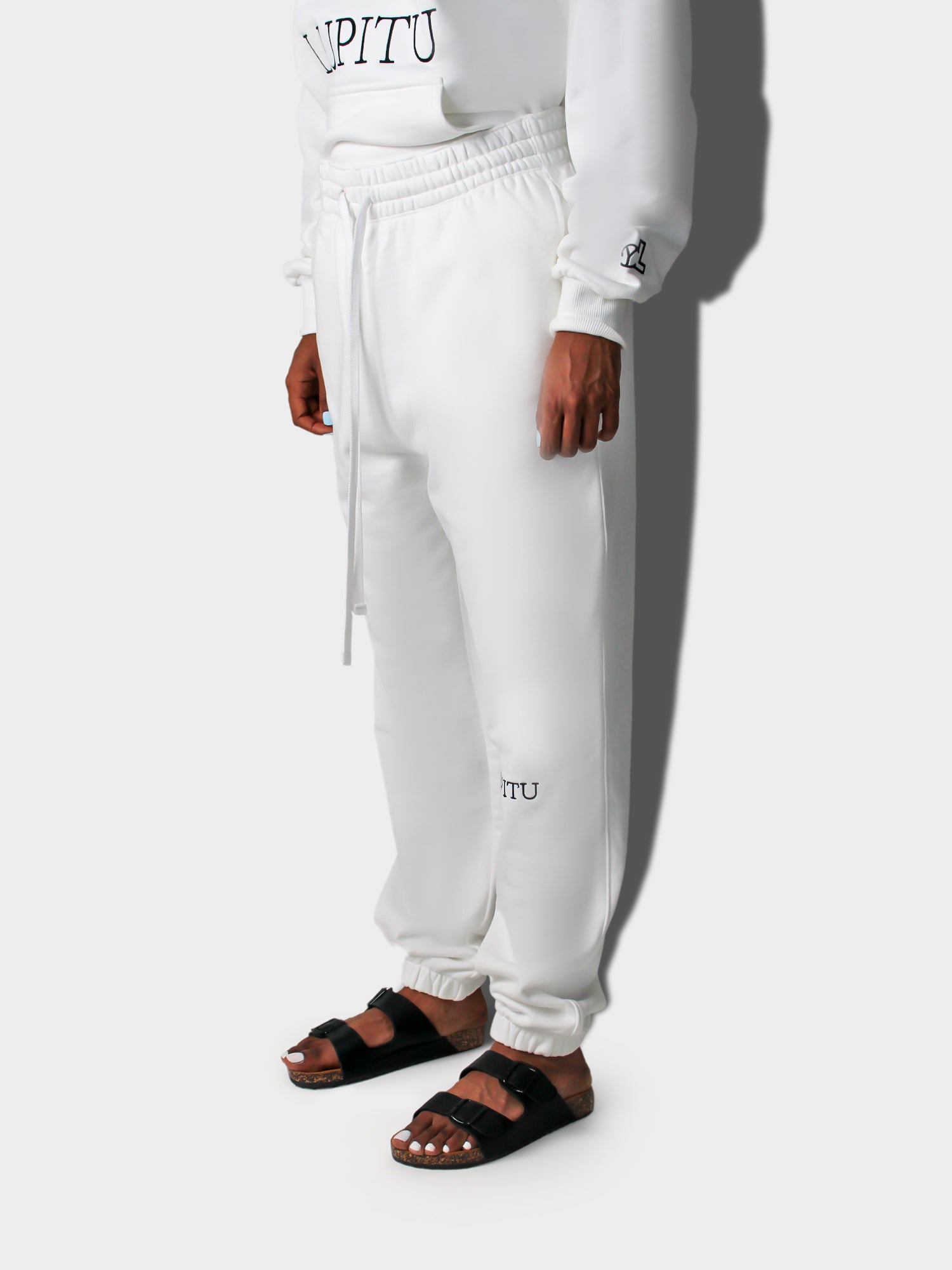 LUPITU WOMEN'S WHITE JOGGER PANT