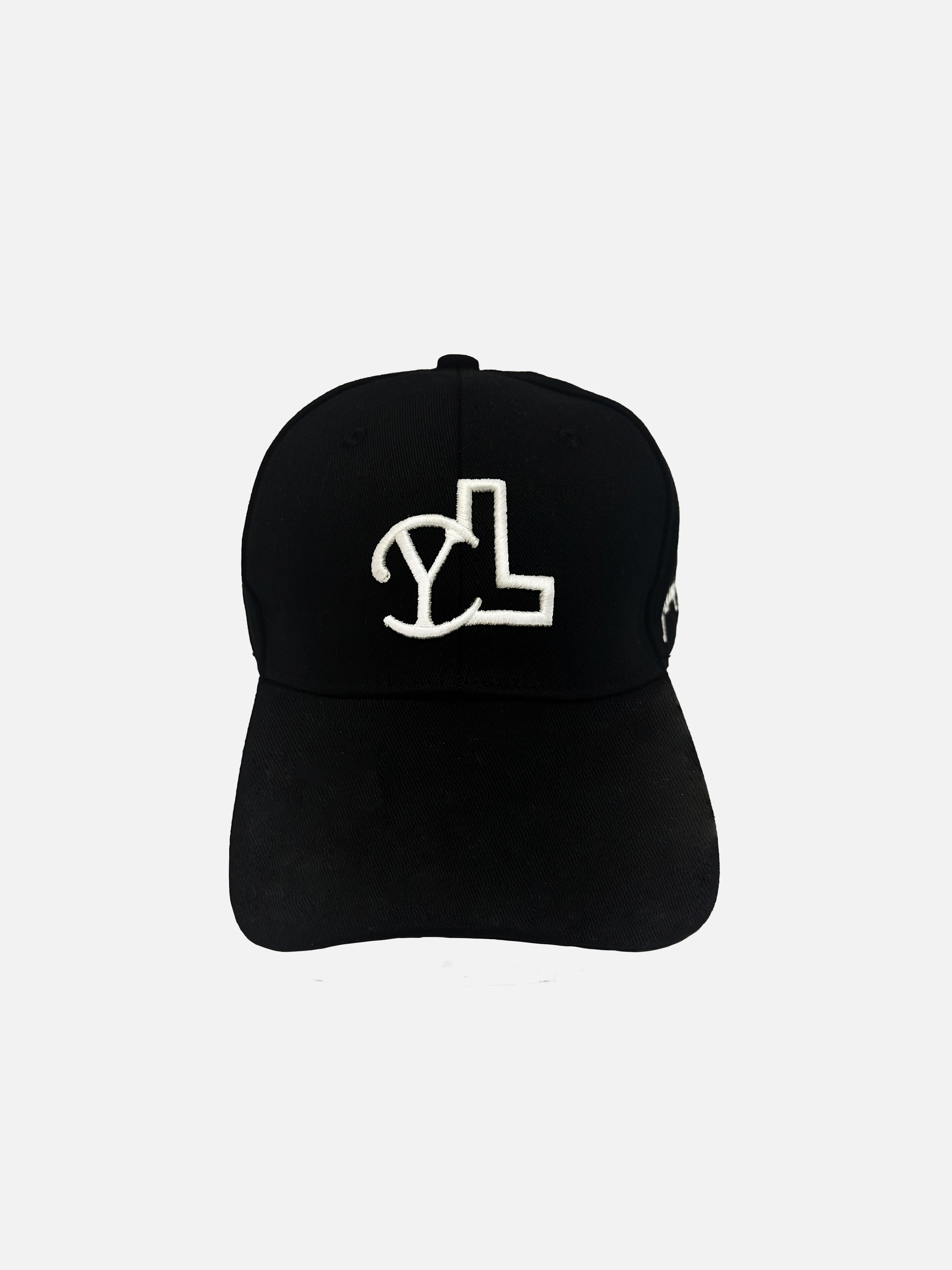 LUPITU ESSENTIALS BLACK FIT CAP