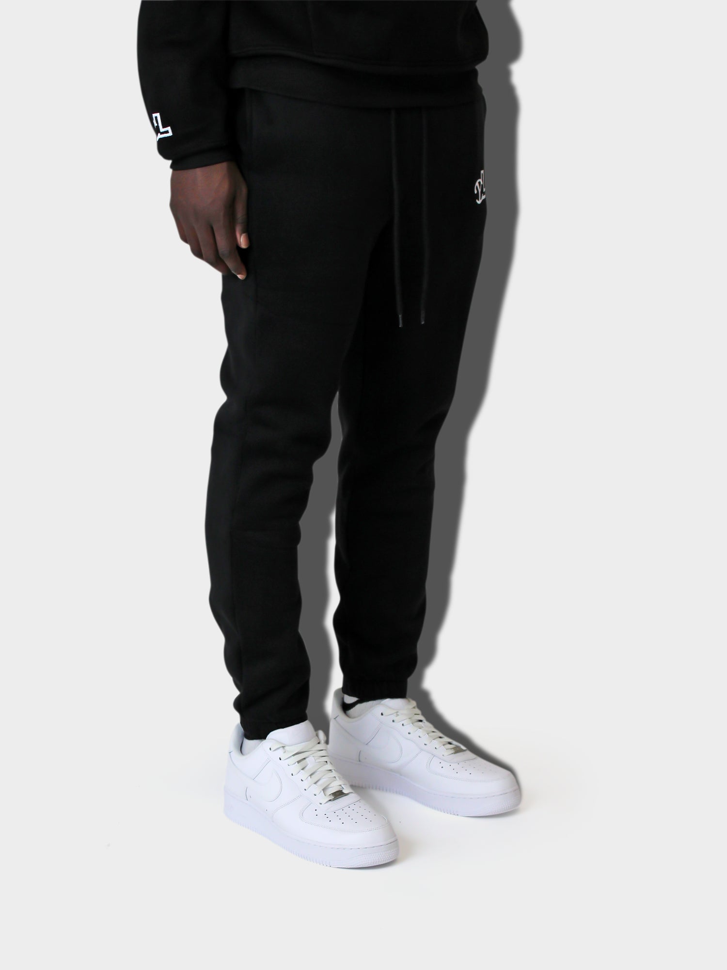 LUPITU MEN'S BLACK YL LOGO JOGGER PANT