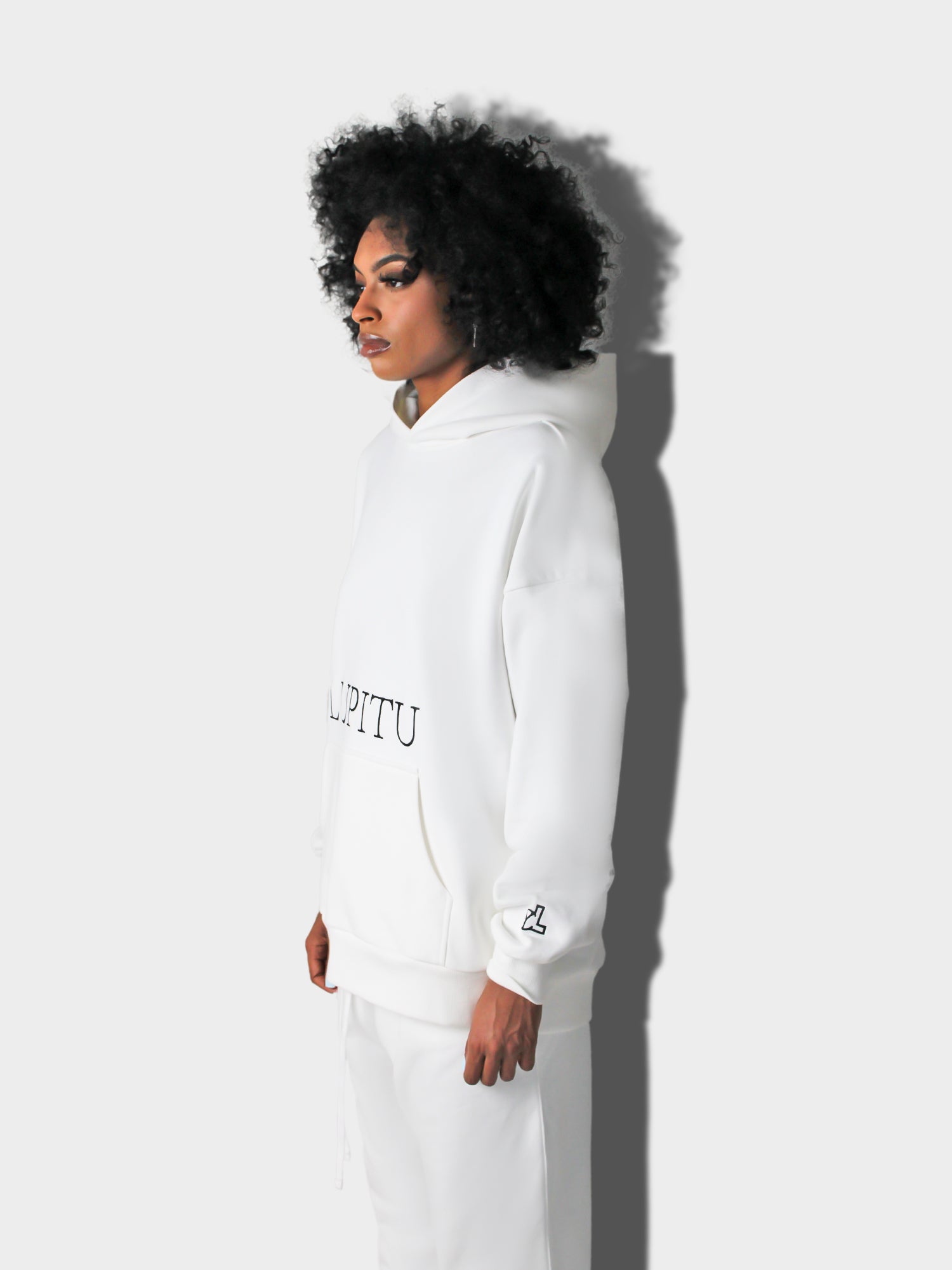 LUPITU WOMEN'S WHITE HOODIE