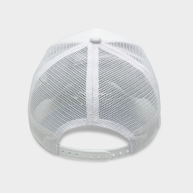 LUPITU WHITE TRUCKER CAP