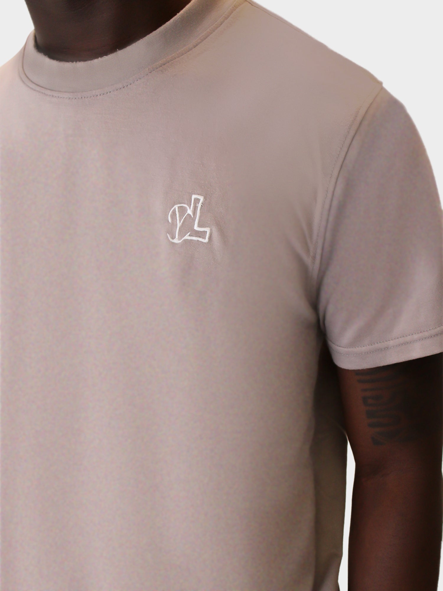 LUPITU MEN'S GREY TEE